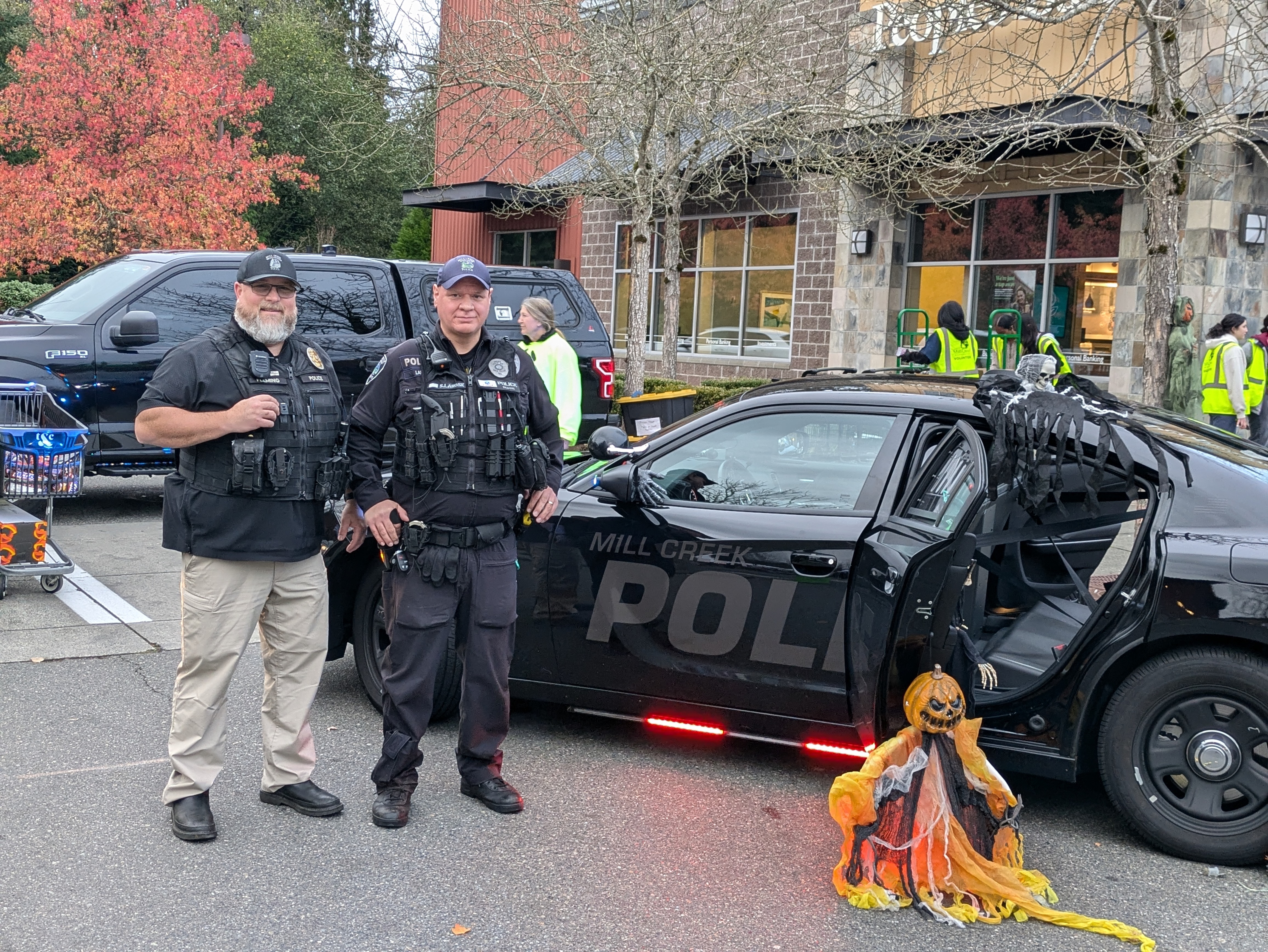 Mill Creek Police At Trunk or Treat 2024